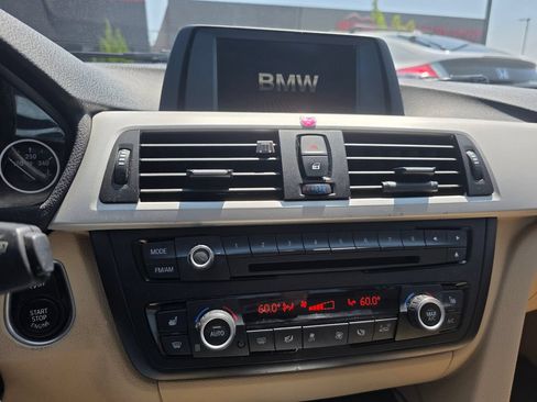 Used 2014 BMW 320i xDrive Sedan AWD/4WD image 13