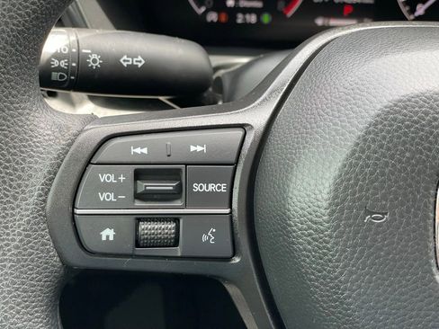 Certified 2025 Honda CR-V EX image 15