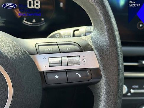 Used 2025 Hyundai Tucson SE FWD image 20