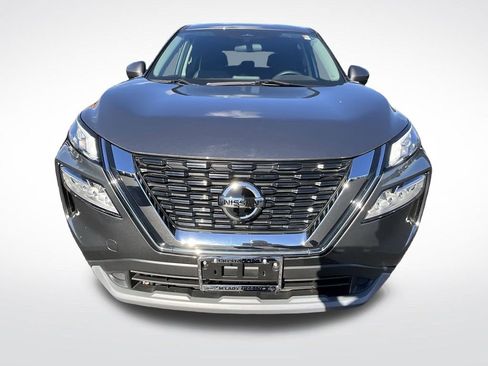 Used 2021 Nissan Rogue SV image 9