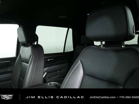 Used 2025 Chevrolet Tahoe LT RWD image 5