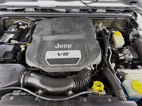 Used 2017 Jeep Wrangler Unlimited Sport w/ Quick Order Package 24S image 26