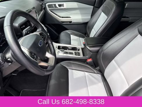 Used 2023 Ford Explorer XLT w/ Equipment Group 202A RWD image 19