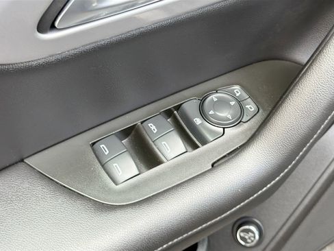 Used 2022 Chevrolet Blazer LT AWD/4WD image 17
