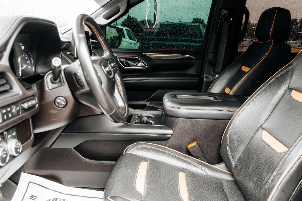 Used 2021 GMC Yukon AT4 w/ Technology Package AWD/4WD image 13