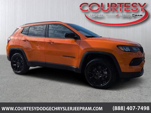 New 2026 Jeep Compass Latitude image 1