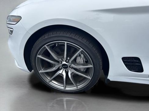 Used 2025 Genesis G70 2.5T image 30