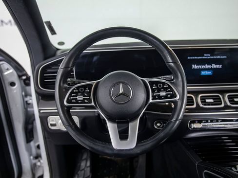 Used 2020 Mercedes-Benz GLS 450 4MATIC image 26