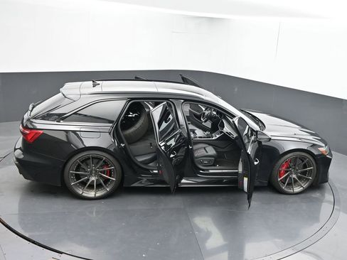 Used 2022 Audi RS 6 w/ Carbon Optic Package image 63