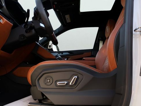 Used 2024 Lamborghini Urus S image 40