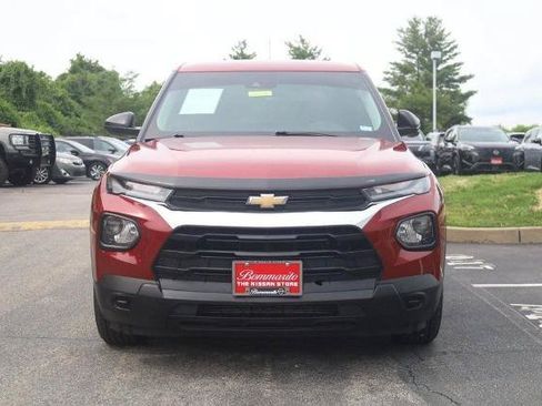 Used 2021 Chevrolet TrailBlazer LS FWD image 3