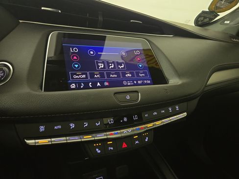 Certified 2021 Cadillac XT4 Premium Luxury w/ Cold Weather Package FWD image 28