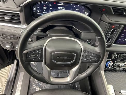Used 2023 GMC Yukon Denali AWD/4WD image 25