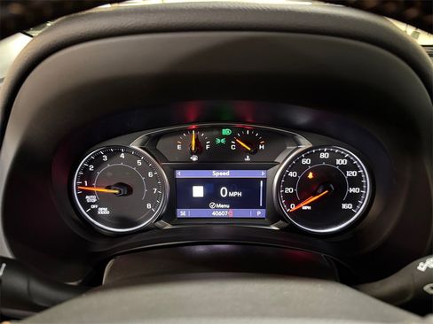 Used 2022 GMC Terrain AT4 w/ Infotainment Package II image 16