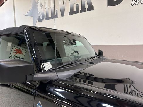 Used 2022 Ford Bronco Black Diamond AWD/4WD image 48
