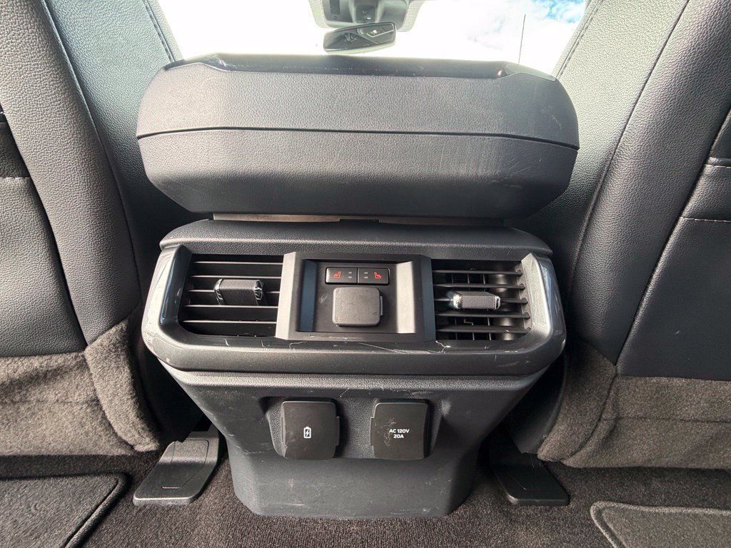 Used 2023 Ford F150 Lariat w/ Equipment Group 502A High AWD/4WD image 7
