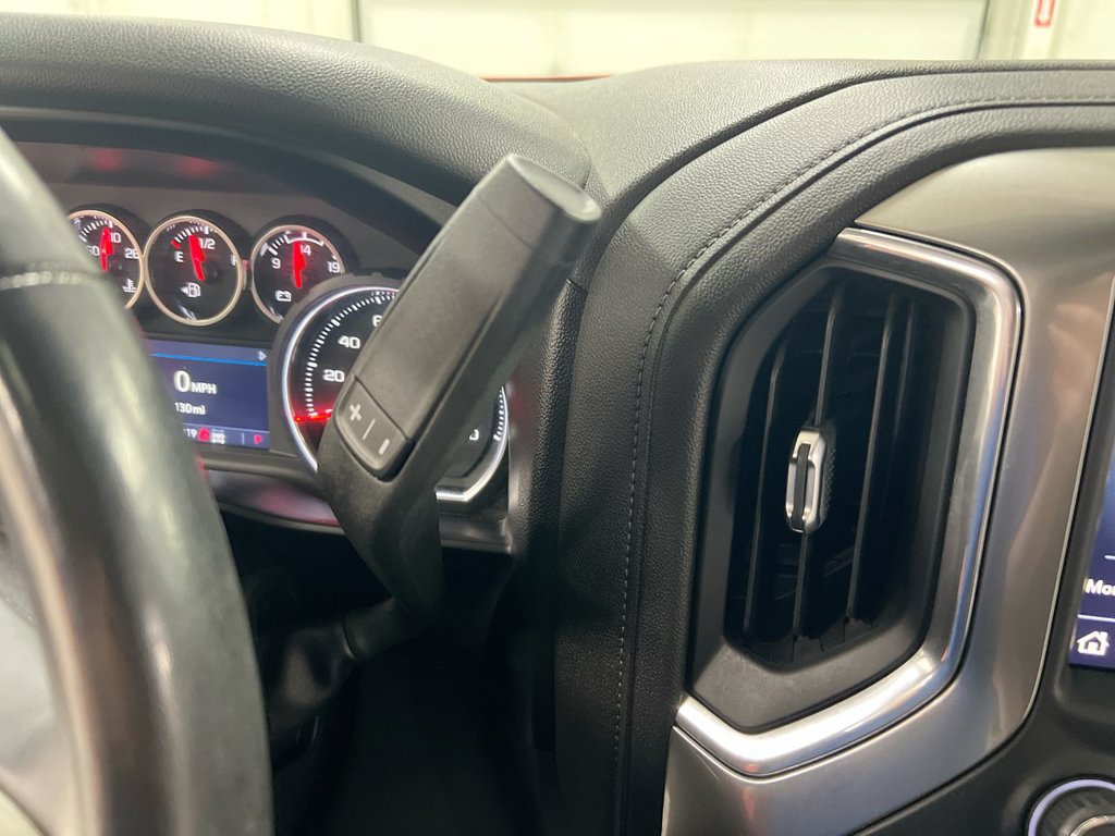 Used 2021 Chevrolet Silverado 1500 LT Trail Boss w/ Convenience Package II AWD/4WD image 17