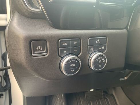 Used 2022 GMC Sierra 1500 Elevation image 20