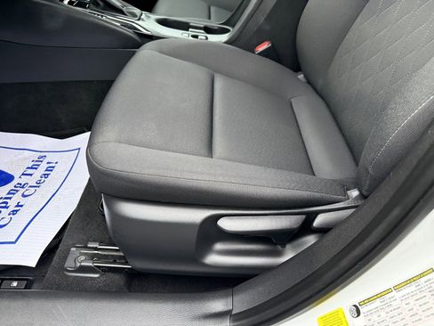 Certified 2024 Toyota Corolla LE image 13