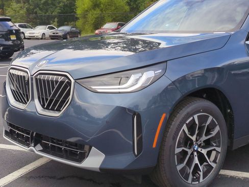 Used 2026 BMW X3 xDrive30i w/ Premium Package AWD/4WD image 6