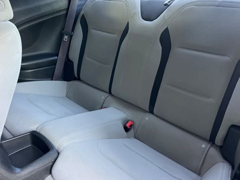 Used 2017 Chevrolet Camaro LT RWD image 4