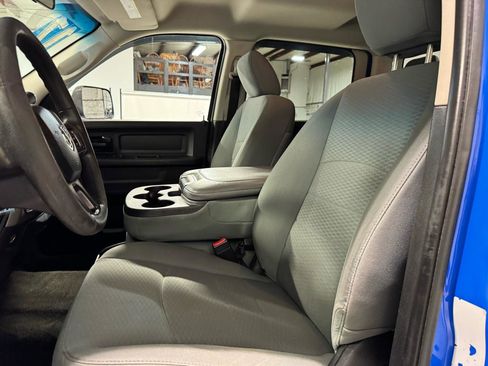 Used 2017 RAM 2500 Tradesman w/ Chrome Appearance Group image 21