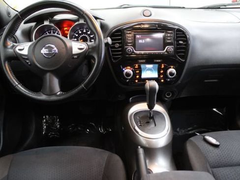 Used 2016 Nissan Juke SV w/ Cold Weather Package FWD image 2
