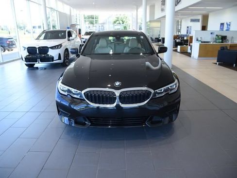 Used 2021 BMW 330i xDrive Sedan AWD/4WD image 5