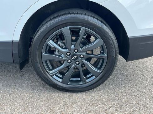 Certified 2022 Chevrolet Equinox RS w/ LPO, Floor Liner Package image 15