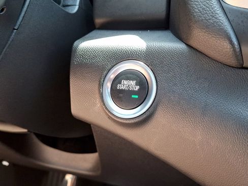 Used 2023 GMC Terrain SLE w/ Driver Convenience Package FWD image 25