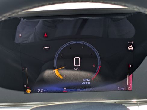 Used 2025 Chevrolet Trax LT w/ Driver Confidence Package image 20