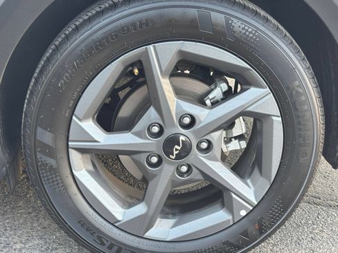 Used 2026 Kia K4 FWD image 28