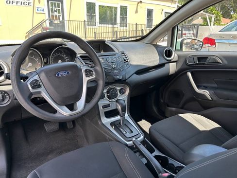 Used 2019 Ford Fiesta SE FWD image 10