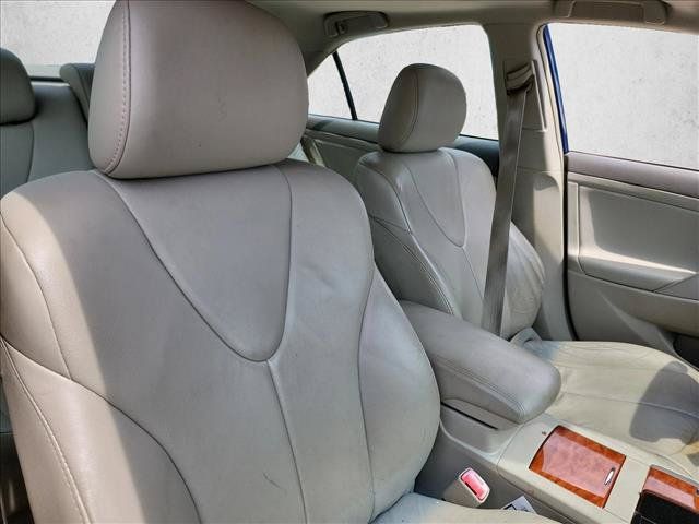 Used 2010 Toyota Camry XLE FWD image 14