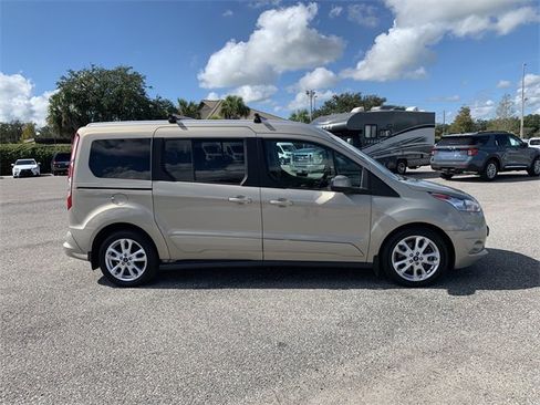 Used 2015 Ford Transit Connect Titanium image 3