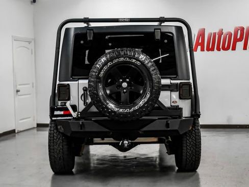Used 2015 Jeep Wrangler Unlimited Sport w/ Quick Order Package 24S AWD/4WD image 14