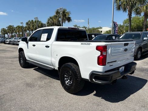 Used 2024 Chevrolet Silverado 1500 LT Trail Boss w/ Convenience Package II AWD/4WD image 5