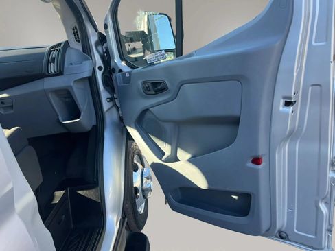 Used 2019 Ford Transit 350 XLT RWD image 16