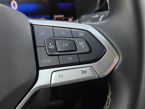 Used 2024 Volkswagen Taos S image 28