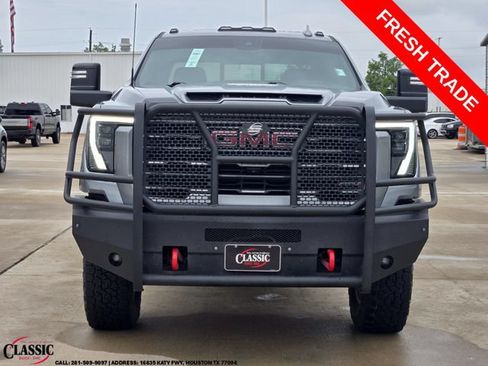 Used 2024 GMC Sierra 2500 AT4 w/ AT4 Premium Plus Package AWD/4WD image 2
