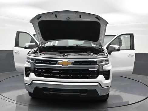 Used 2024 Chevrolet Silverado 1500 LT RWD image 37