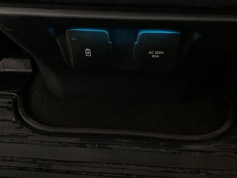 Used 2023 Ford F150 XLT w/ Equipment Group 302A High image 21