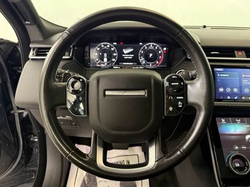 Used 2019 Land Rover Range Rover Velar S AWD/4WD image 38