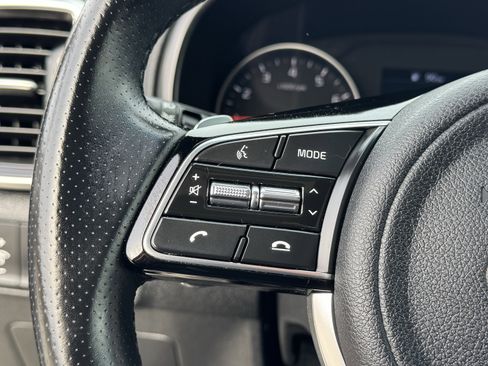 Used 2020 Kia Sportage S w/ S Premium Package image 28