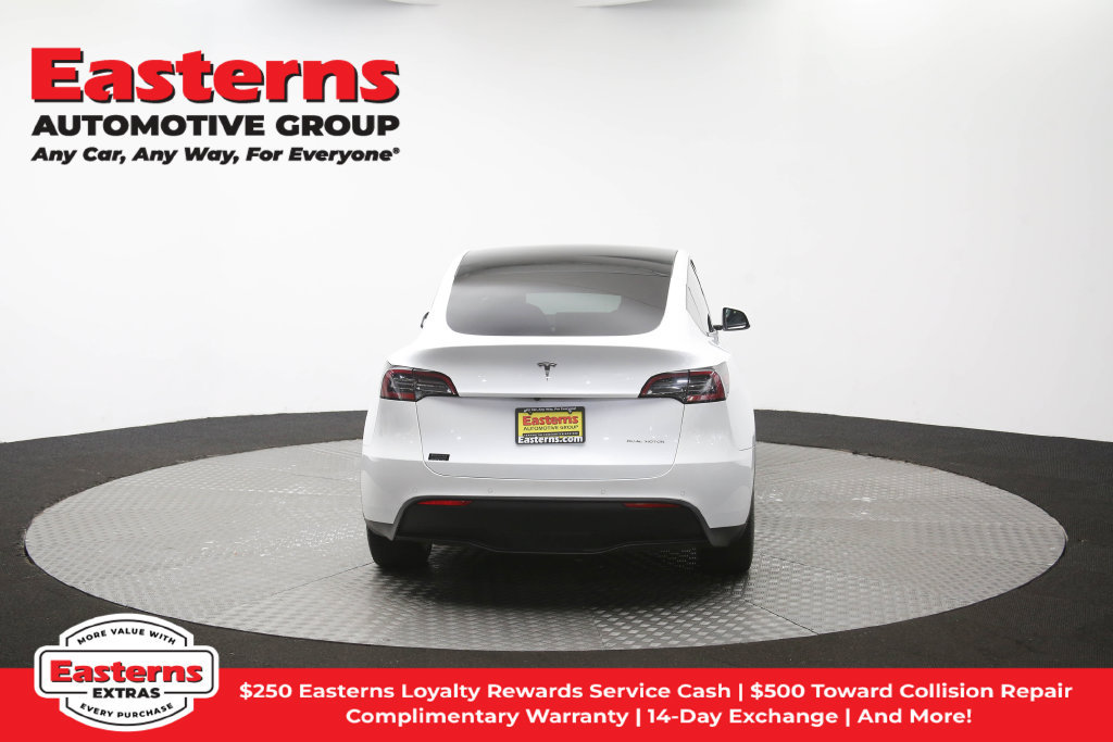 Used 2020 Tesla Model Y Long Range AWD/4WD image 32