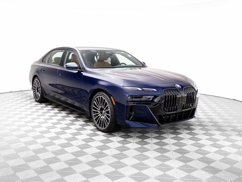New 2026 BMW 740i xDrive 740i xDrive w/ Premium Package image 8