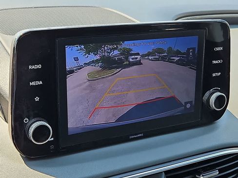 Used 2021 Hyundai Santa Fe SEL FWD image 16