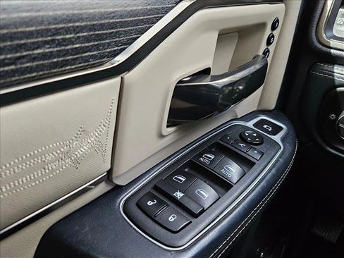 Used 2021 RAM 2500 Limited AWD/4WD image 19