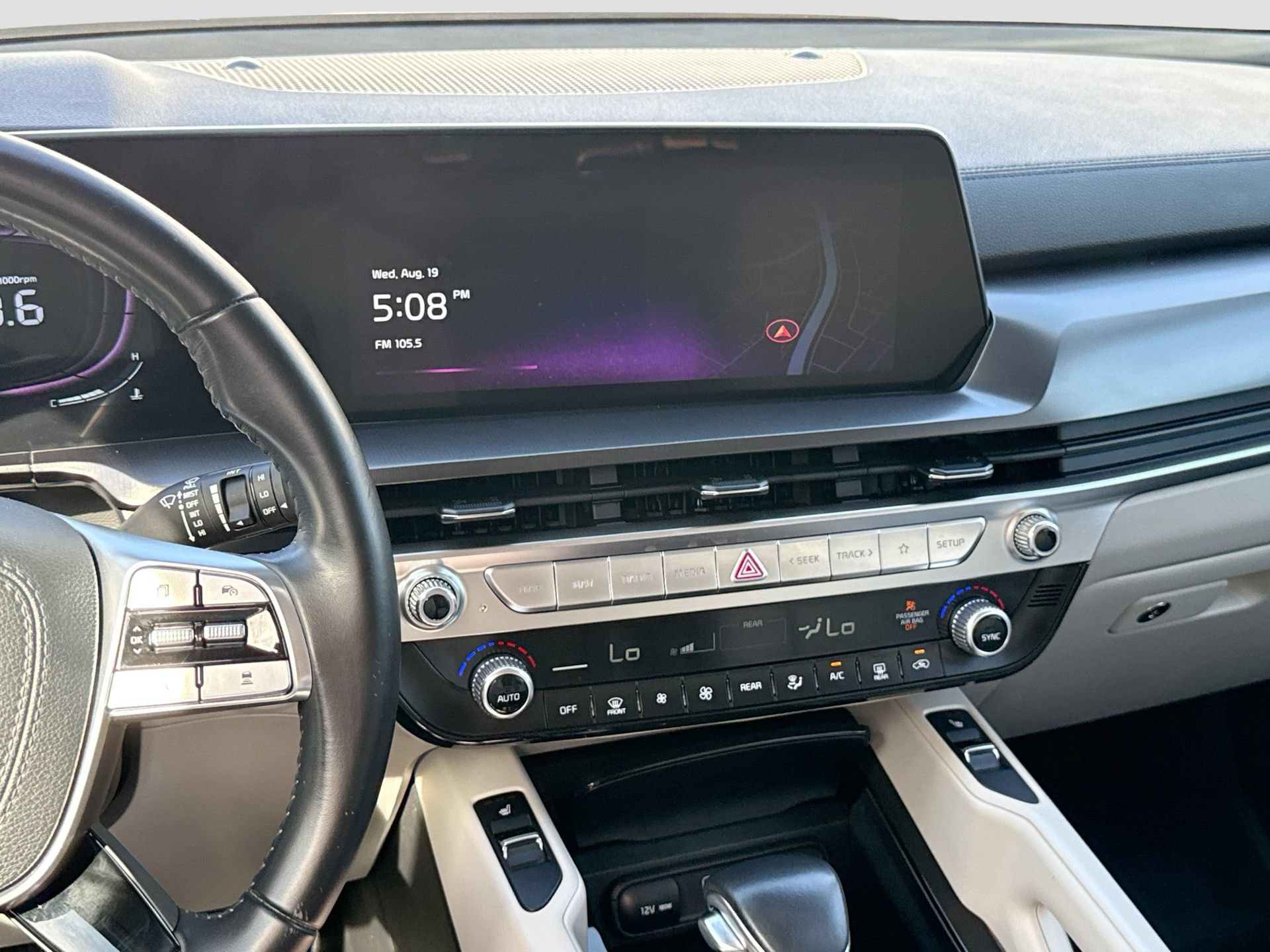 Used 2024 Kia Telluride S w/ S Sunroof Package FWD image 14