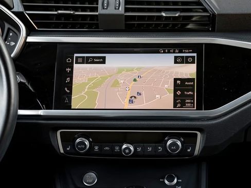 Used 2019 Audi Q3 2.0T Premium Plus AWD/4WD image 22